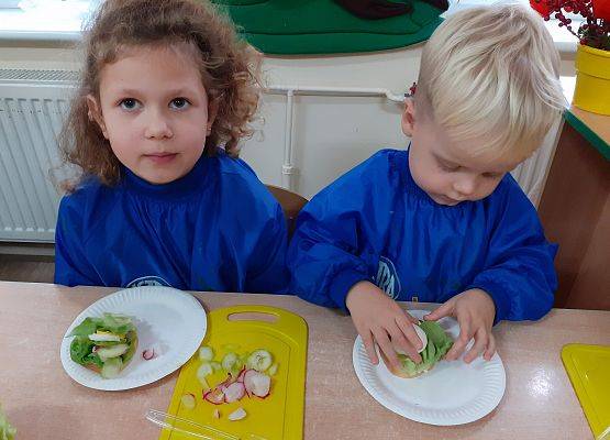 Grafika 15: SMACZNIE I ZDROWO (ciąg dalszy)