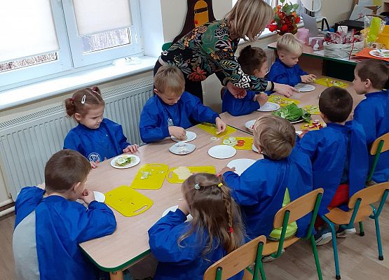 Grafika 19: SMACZNIE I ZDROWO (ciąg dalszy)