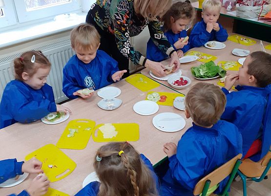 Grafika 20: SMACZNIE I ZDROWO (ciąg dalszy)