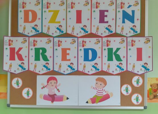 Dzień Kredki w młodszej grupy