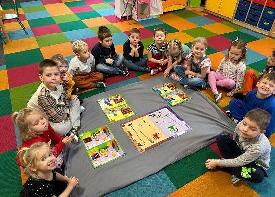 Grafika 2: URZĄDZENIA ELEKTRYCZNE DAWNIEJ I DZIŚ