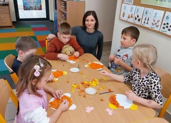 Grafika 8: DZIEŃ MISIA W PRZEDSZKOLU W JANOWICACH