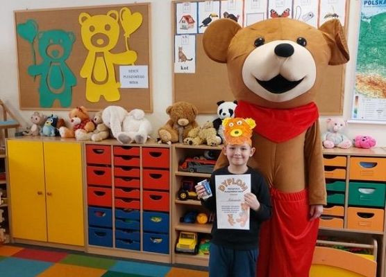 Grafika 30: DZIEŃ MISIA W PRZEDSZKOLU W JANOWICACH