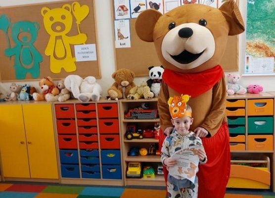 Grafika 32: DZIEŃ MISIA W PRZEDSZKOLU W JANOWICACH