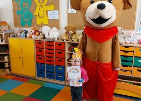 Grafika 40: DZIEŃ MISIA W PRZEDSZKOLU W JANOWICACH