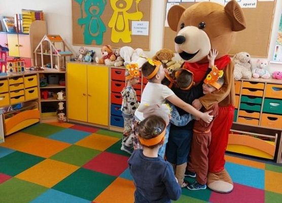 Grafika 42: DZIEŃ MISIA W PRZEDSZKOLU W JANOWICACH