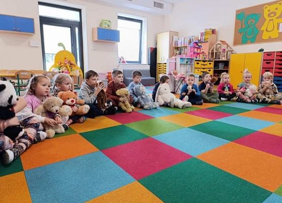 Grafika 53: DZIEŃ MISIA W PRZEDSZKOLU W JANOWICACH