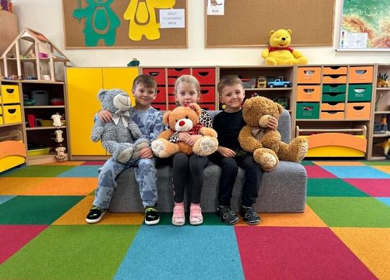 Grafika 61: DZIEŃ MISIA W PRZEDSZKOLU W JANOWICACH