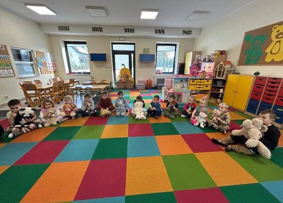 Grafika 57: DZIEŃ MISIA W PRZEDSZKOLU W JANOWICACH