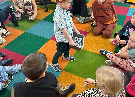 Grafika 8: SOLENIZANCI PAŹDZIERNIKA I LISTOPADA