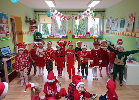 Grafika 19: Mikołaju, Mikołaju co Ty robisz w naszym kraju ?