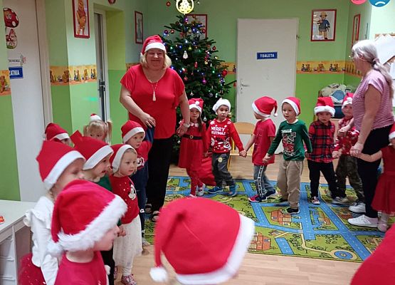 Grafika 4: Mikołaju, Mikołaju co Ty robisz w naszym kraju ?