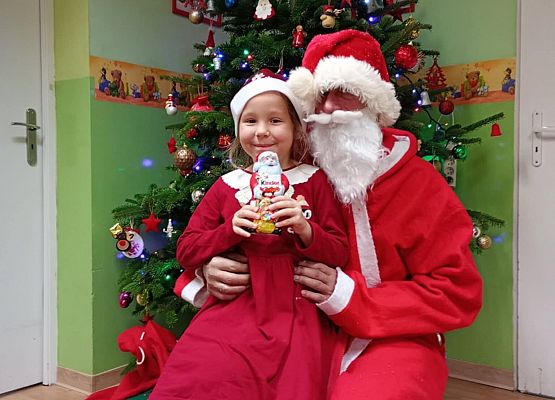 Grafika 32: Mikołajkowa galeria