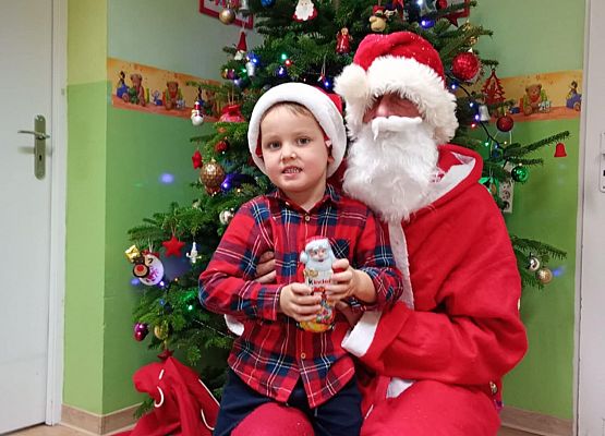 Grafika 33: Mikołajkowa galeria