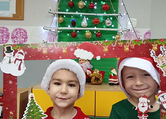 Grafika 10: Mikołajkowa galeria