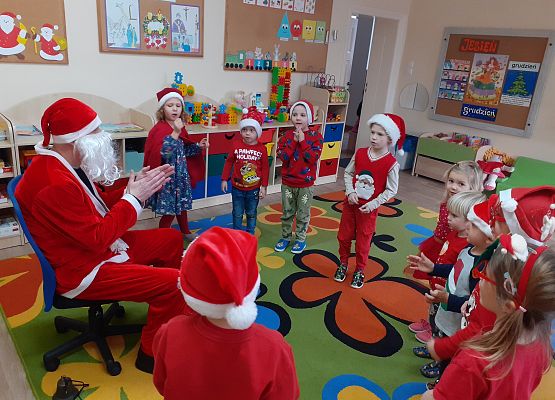 Grafika 14: SO ZA RADOŚĆ - TAKI GOŚĆ, GŁOŚNO WOŁA: ,,HO, HO, HO!"