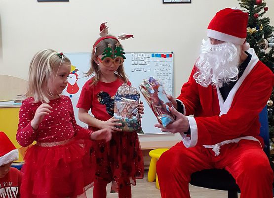 Grafika 26: SO ZA RADOŚĆ - TAKI GOŚĆ, GŁOŚNO WOŁA: ,,HO, HO, HO!"