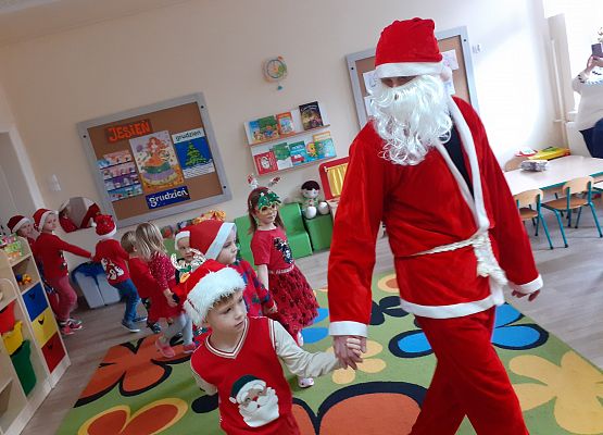 Grafika 39: SO ZA RADOŚĆ - TAKI GOŚĆ, GŁOŚNO WOŁA: ,,HO, HO, HO!"