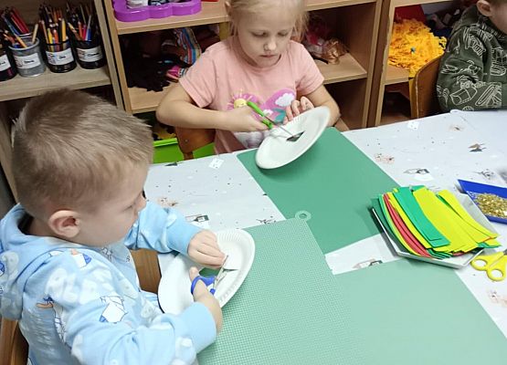 Grafika 4: Świąteczne warsztaty.