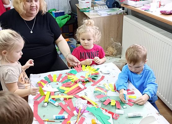 Grafika 9: Świąteczne warsztaty.