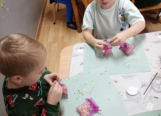 Grafika 19: Świąteczne warsztaty.