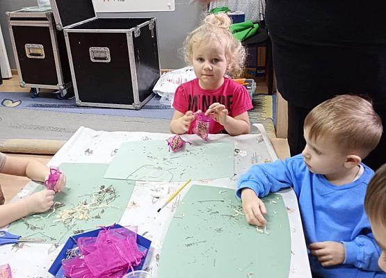 Grafika 34: Świąteczne warsztaty.