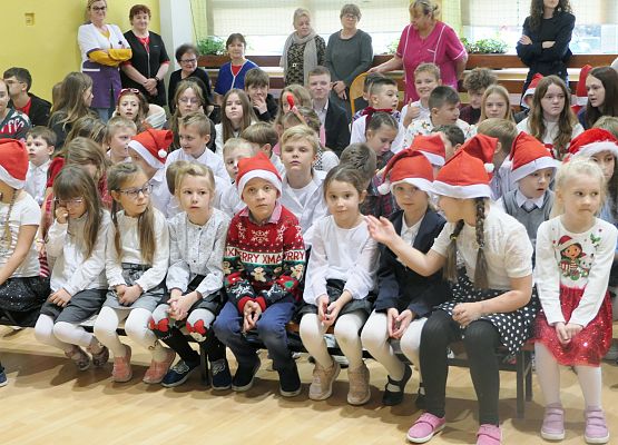 Wigilia i Jasełka w Zespole Szkół w Garczegorzu grudzień 2024 rok.