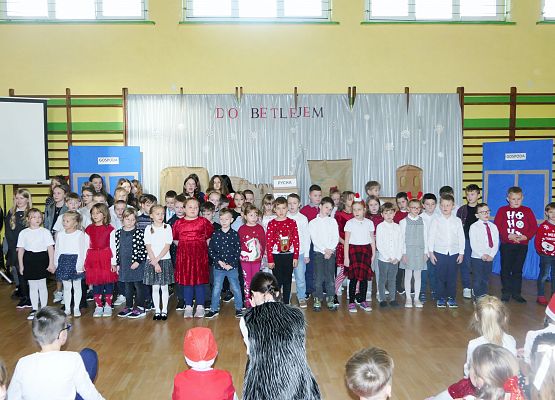 Wigilia i Jasełka w Zespole Szkół w Garczegorzu grudzień 2024 rok.