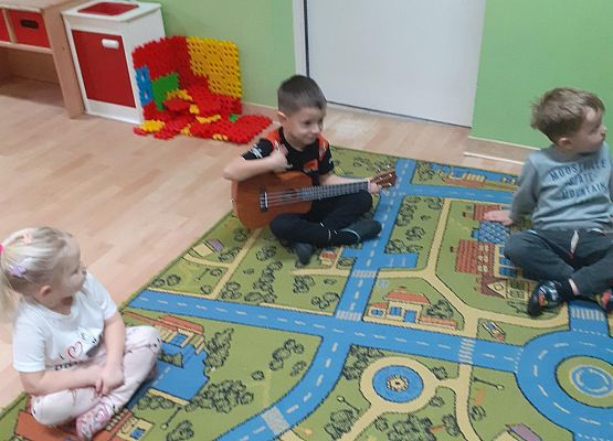 Grafika 34: Przygotowania do świąt