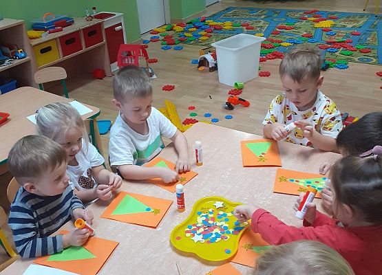 Grafika 27: Przygotowania do świąt