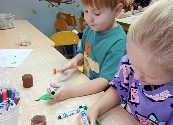 Grafika 42: Przygotowania do świąt