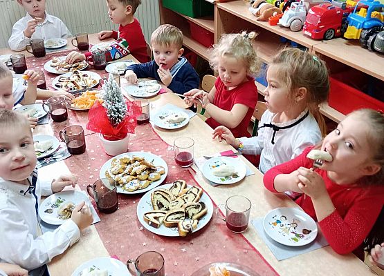 Grafika 12: Wigilijne spotkanie