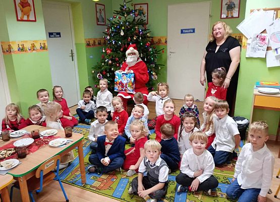 Grafika 34: Wigilijne spotkanie