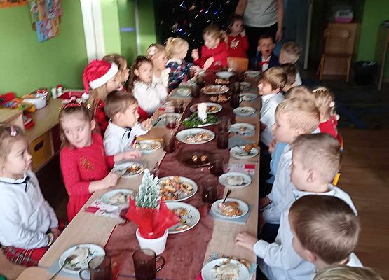 Grafika 22: Wigilijne spotkanie