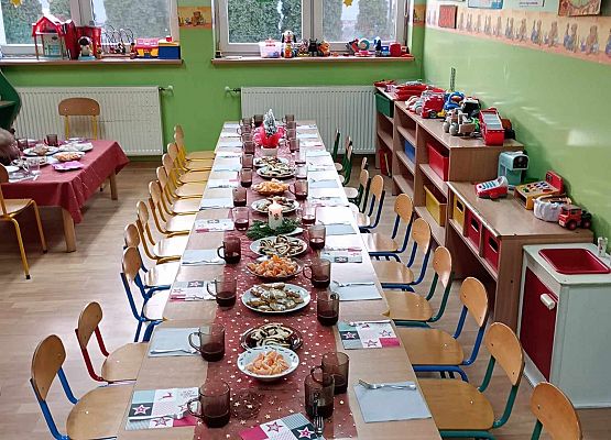 Grafika 1: Wigilijne spotkanie