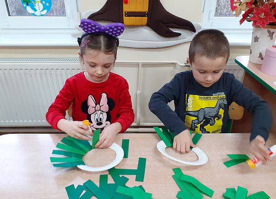 Grafika 3: ŚWIATECZNY UPOMINEK