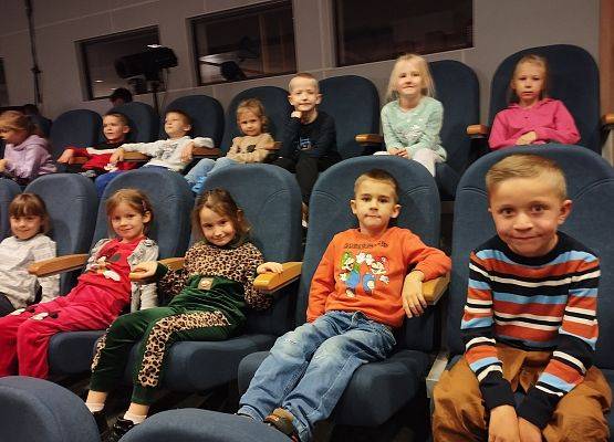 Grafika 4: Szaleni Naukowcy