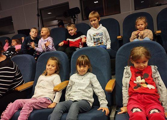 Grafika 5: Szaleni Naukowcy