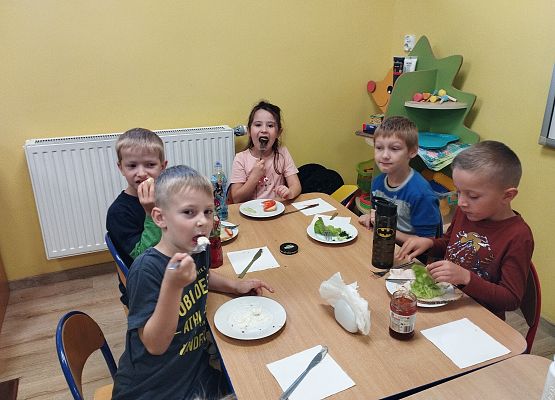 Grafika 3: Bufet śniadaniowy