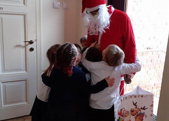 Grafika 10: PRZY WIGILIJNYM STOLE