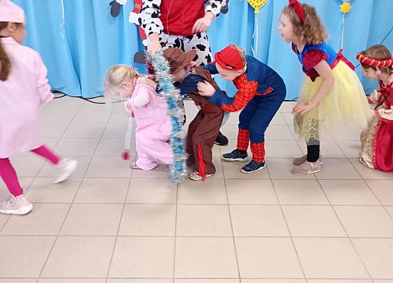 Bal karnawałowy w Janowicach