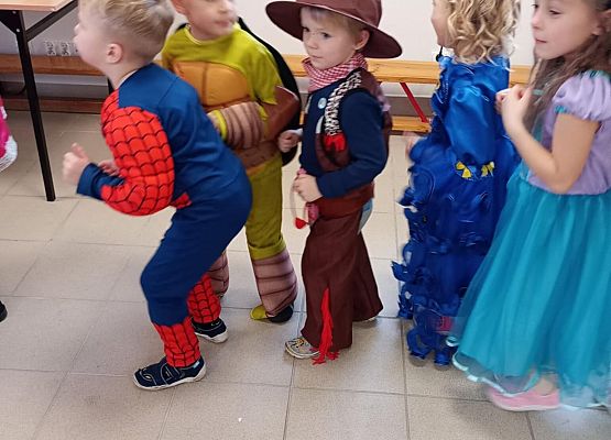 Bal karnawałowy w Janowicach