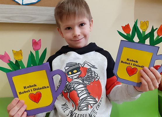 Grafika 1: UPOMINKI DLA BABCI I DZIADKA