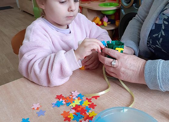 Grafika 17: UPOMINKI DLA BABCI I DZIADKA