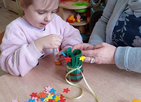 Grafika 18: UPOMINKI DLA BABCI I DZIADKA