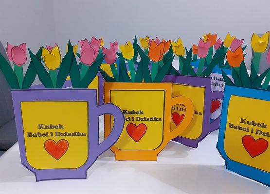 Grafika 27: UPOMINKI DLA BABCI I DZIADKA