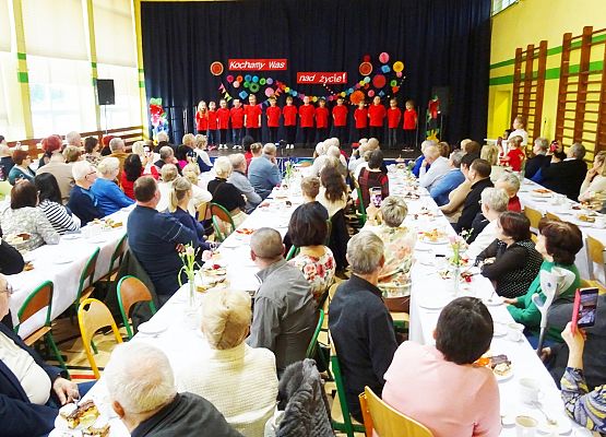 Grafika 16: Dzień Babci i Dziadka 24.01.2025r.