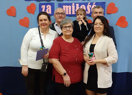 Grafika 30: WSPANIALI GOŚCIE