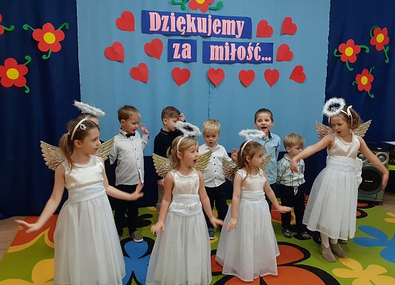 Grafika 26: WSPANIALI GOŚCIE