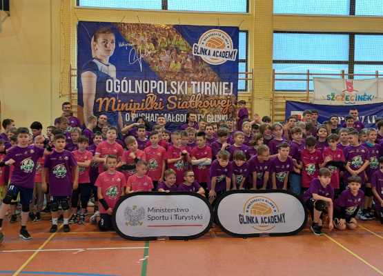 Ogólnopolski Turniej Mini Piłki Siatkowej o Puchar Małgorzaty Glinki w Szczecinku.
